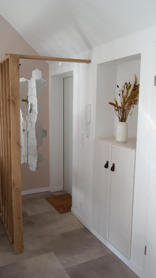 The Rooftop - A Trendy New Apartment With Airconditioning, Large Terrace & Free Parking Ostend Exterior photo