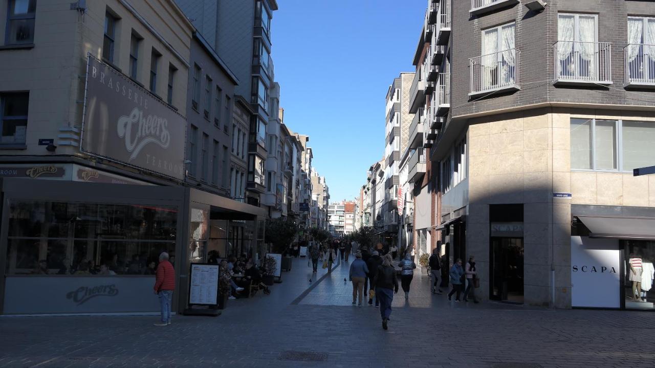 The Rooftop - A Trendy New Apartment With Airconditioning, Large Terrace & Free Parking Ostend Exterior photo